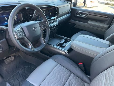 New 2026 Chevrolet Silverado 2500 ZR2 image 13