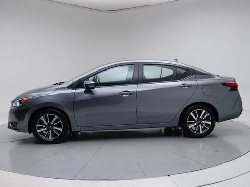 Used 2024 Nissan Versa SV image 2