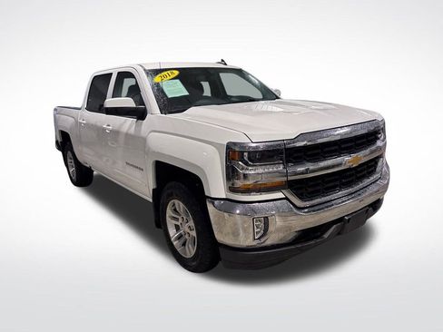 Used 2018 Chevrolet Silverado 1500 LT w/ All Star Edition image 3