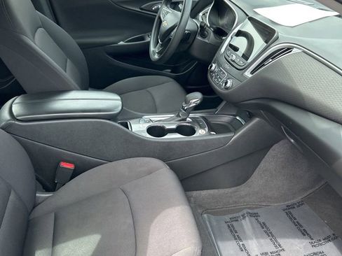 Used 2023 Chevrolet Malibu LT FWD image 24