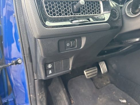 Used 2023 Honda Civic Sport image 17