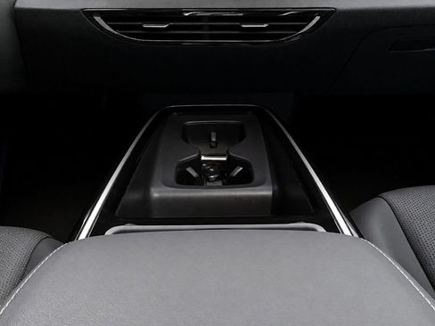 Certified 2023 Volkswagen ID.4 Pro S AWD/4WD image 24