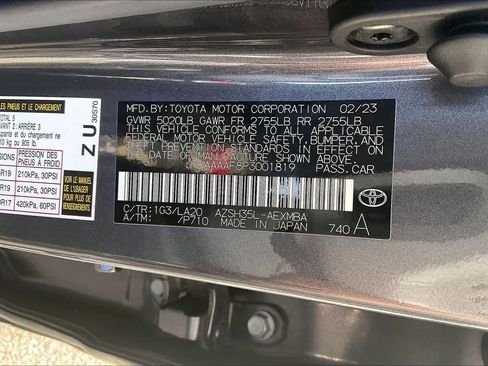 Used 2023 Toyota Crown Limited image 32