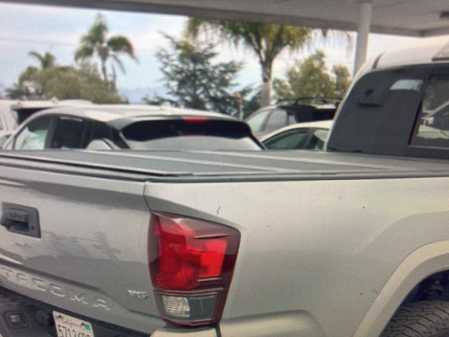 Used 2018 Toyota Tacoma SR5 AWD/4WD image 19