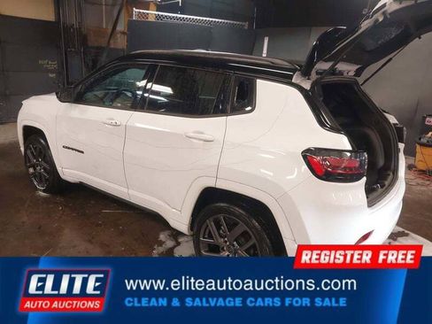 Used 2025 Jeep Compass Limited w/ High Altitude Package image 5