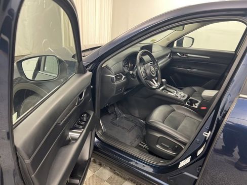 Used 2021 MAZDA CX-5 Touring image 12