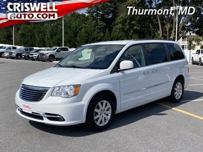 Used 2015 Chrysler Town & Country Touring w/ Driver Convenience Group