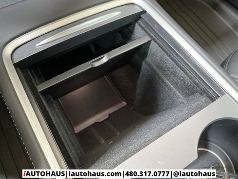 Used 2024 Tesla Model Y Long Range image 41