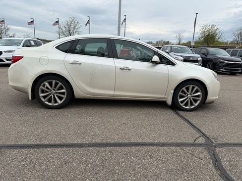 Used 2013 Buick Verano Leather FWD image 6