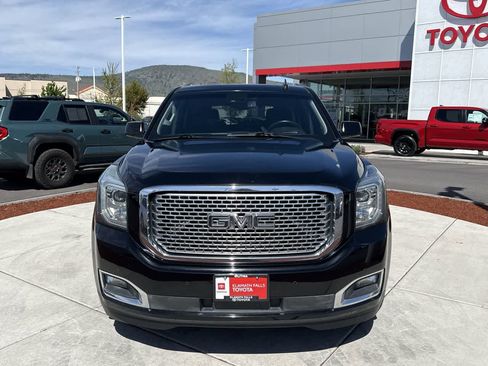 Used 2015 GMC Yukon Denali w/ Premium Package AWD/4WD image 3