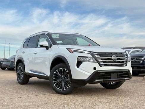 New 2026 Nissan Rogue Platinum image 2