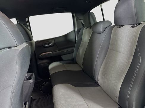 Used 2021 Toyota Tacoma TRD Off-Road image 25