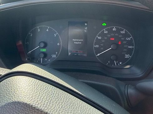 Used 2023 Toyota Corolla LE FWD image 8