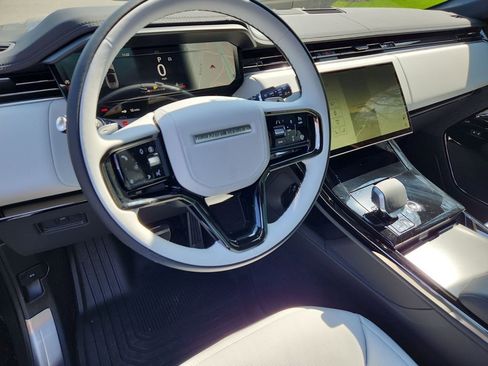 New 2026 Land Rover Range Rover Sport Dynamic SE AWD/4WD image 15