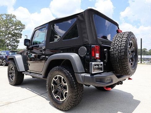 Used 2017 Jeep Wrangler Rubicon AWD/4WD image 4