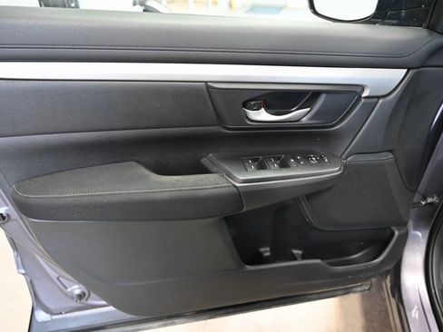 Used 2020 Honda CR-V LX image 24
