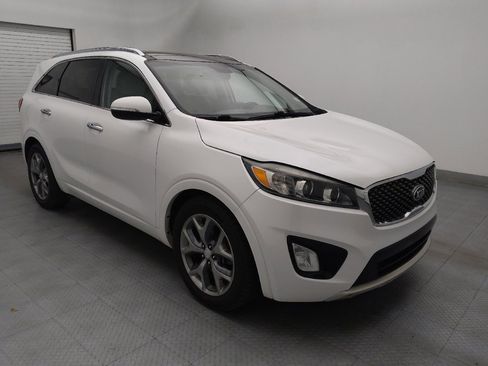 Used 2017 Kia Sorento SX FWD image 11