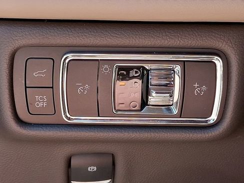 Used 2021 Lincoln Nautilus Reserve AWD/4WD image 26