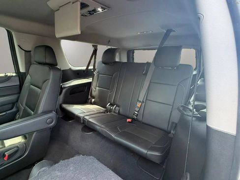 Used 2020 Chevrolet Suburban LT AWD/4WD image 45