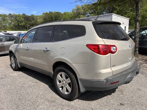 Used 2012 Chevrolet Traverse LT image 6