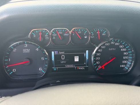 Used 2019 Chevrolet Tahoe LT RWD image 17