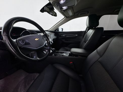 Used 2018 Chevrolet Impala LT FWD image 21