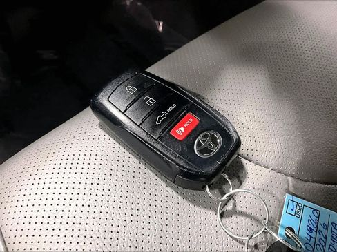 Used 2026 Toyota Tundra Limited w/ TRD Off-Road Package AWD/4WD image 15