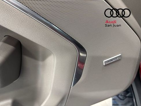 Used 2021 Chevrolet Tahoe Z71 image 30