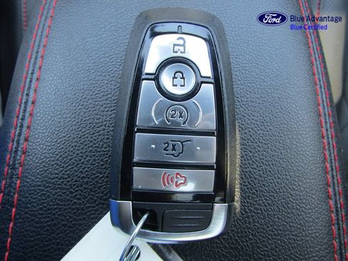 Certified 2024 Ford Escape ST-Line Elite w/ Premium Technology Package AWD/4WD image 40