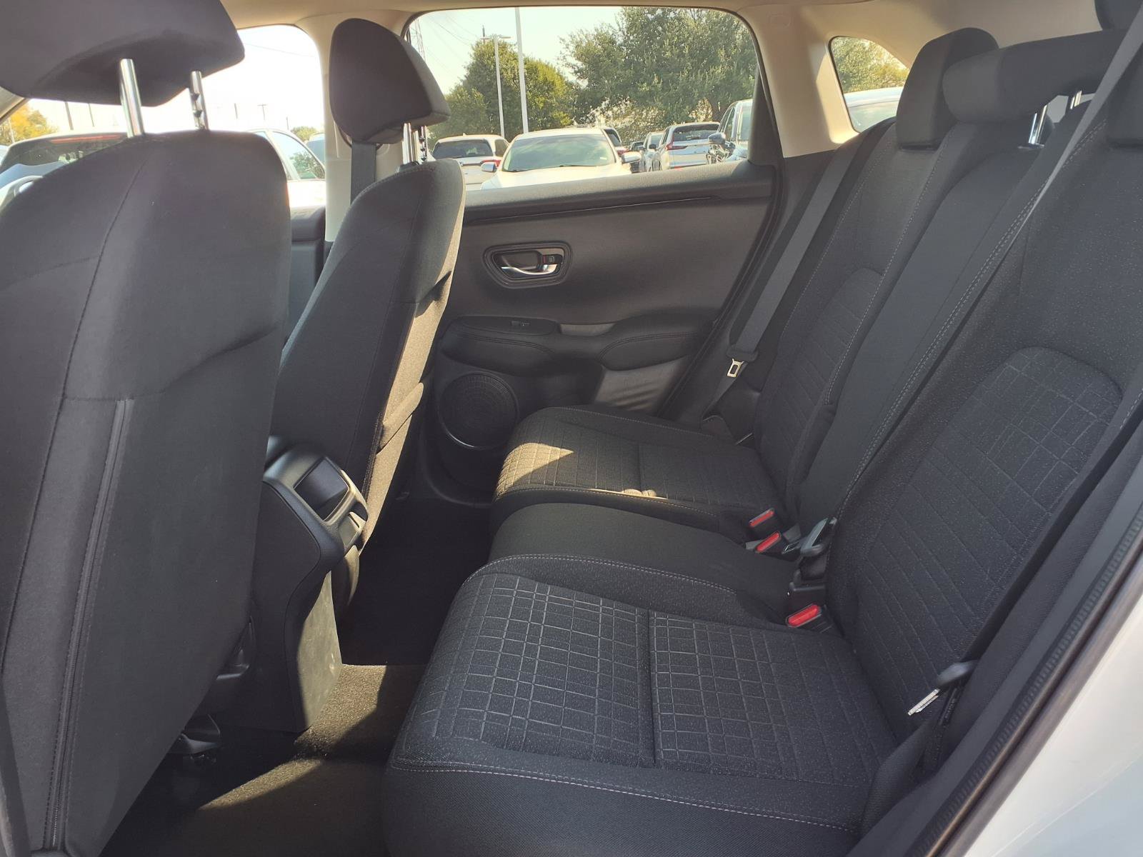 Certified 2027 Honda HR-V LX image 19