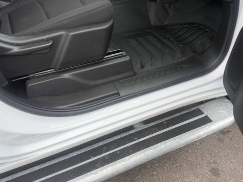 Used 2025 Chevrolet Silverado 1500 W/T RWD image 82