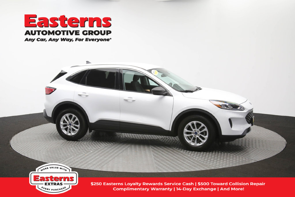 Used 2022 Ford Escape SE FWD image 47
