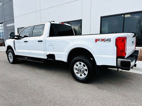 Used 2023 Ford F350 XLT w/ FX4 Off-Road Package image 3
