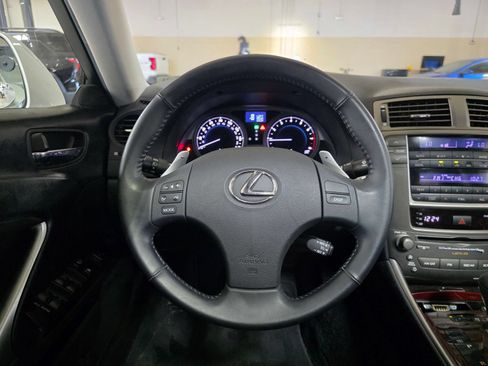 Used 2008 Lexus IS 250 w/ Premium Pkg RWD image 20