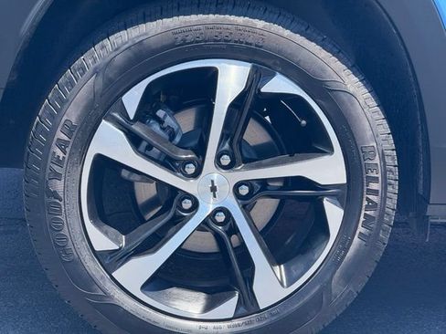 Used 2024 Chevrolet Trax RS w/ Driver Confidence Package FWD image 10
