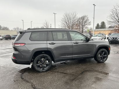 Used 2021 Jeep Grand Cherokee L Laredo