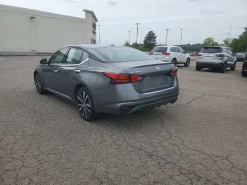 Used 2020 Nissan Altima 2.5 Platinum AWD/4WD image 3