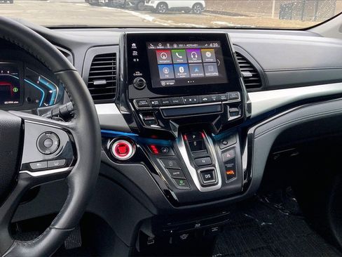 Used 2022 Honda Odyssey Touring image 11