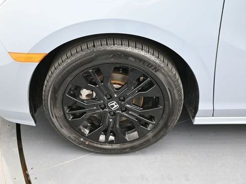 Used 2025 Honda Odyssey Sport-L image 9