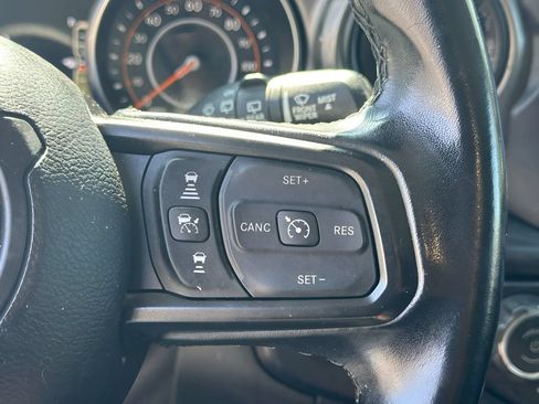Used 2021 Jeep Wrangler Unlimited Sport AWD/4WD image 22
