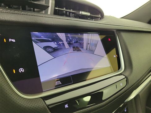 Certified 2023 Cadillac XT6 Luxury image 28