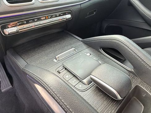 Used 2022 Mercedes-Benz GLE 350 4MATIC image 22