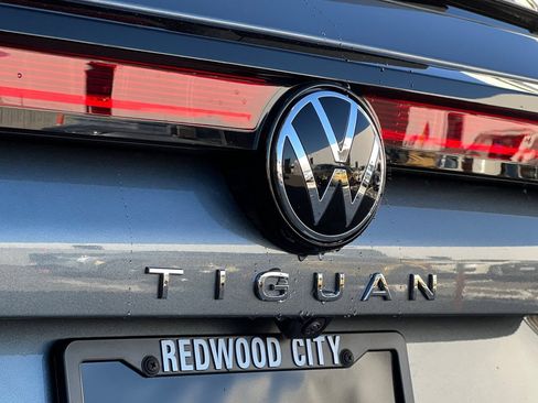 New 2026 Volkswagen Tiguan SE AWD/4WD image 25