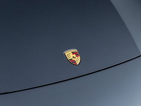 Certified 2023 Porsche Panamera image 15