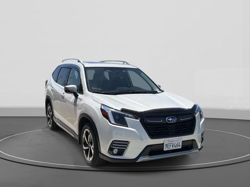 Used 2023 Subaru Forester Touring AWD/4WD image 5