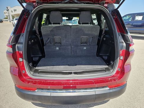 Used 2025 Jeep Grand Cherokee L Laredo AWD/4WD image 15