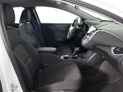 Used 2023 Chevrolet Malibu LS FWD image 18