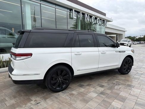 Certified 2024 Lincoln Navigator L Black Label AWD/4WD image 2