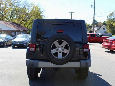 Used 2015 Jeep Wrangler Unlimited Sport image 6
