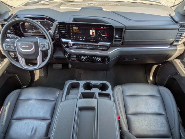 Used 2025 GMC Sierra 1500 SLT AWD/4WD image 17